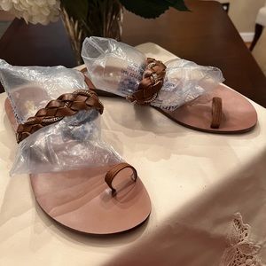 Michael Kors saddle leather sandal 8 1/2 Gently worn